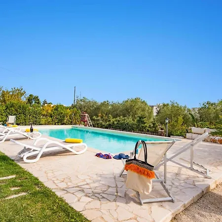 Trullo Saraceno By Ostuni