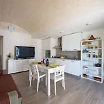 Trullo Saraceno By * אוסטוני