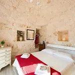 Trullo Saraceno By וילה *